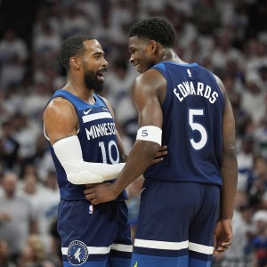 官网-爱德华兹：听说康利还能回来&amp;我真的希望这能发生 我们想要他回来